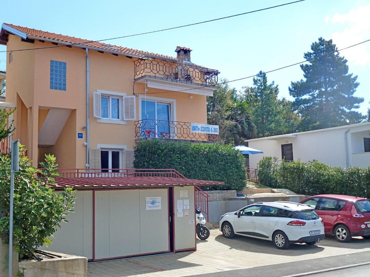 Apartment Ivona Njivice Exterior photo